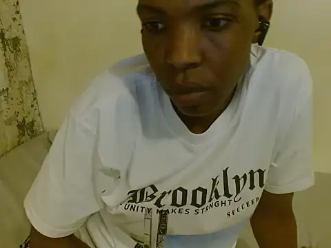 ChocoSlenderXXX online show from July 25, 4:37 pm