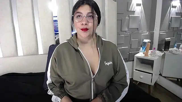 Snapshot of belen_green chatting on June 18, 11:14 am belen green online show from June 18, 11:14 am