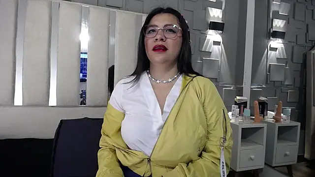 Snapshot of belen_green chatting on June 22, 11:18 am belen green online show from June 22, 11:18 am