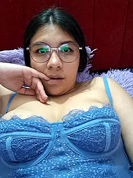 Snapshot of belen_green chatting on July 9, 12:58 am belen green online show from July 9, 12:58 am