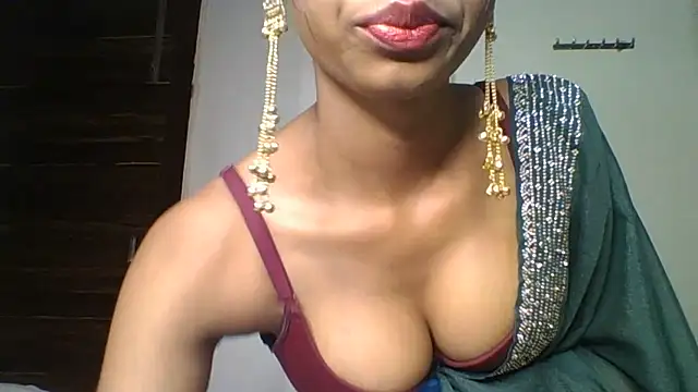Snapshot of Rani1993 chatting on July 14, 4:34 pm Rani1993 online show from July 14, 4:34 pm