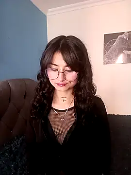 Lili  Clan online show from April 29, 8:37 pm