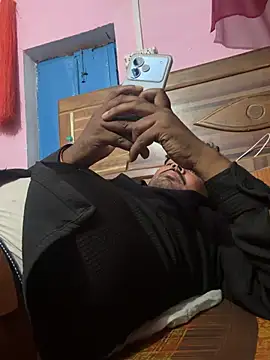 pussylicker9927 online show from April 24, 7:44 am