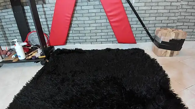 hillary bigbutt online show from July 15, 11:26 am
