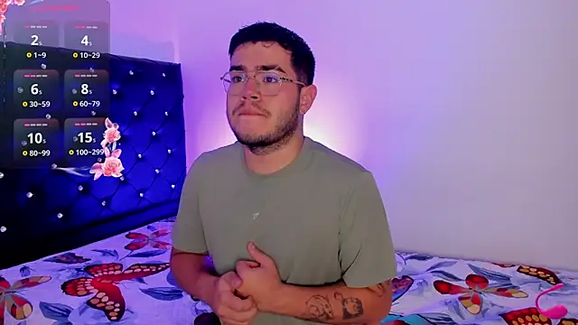 Snapshot of Joseph_connor5 chatting on March 4, 7:31 pm Joseph connor5 online show from March 4, 7:31 pm