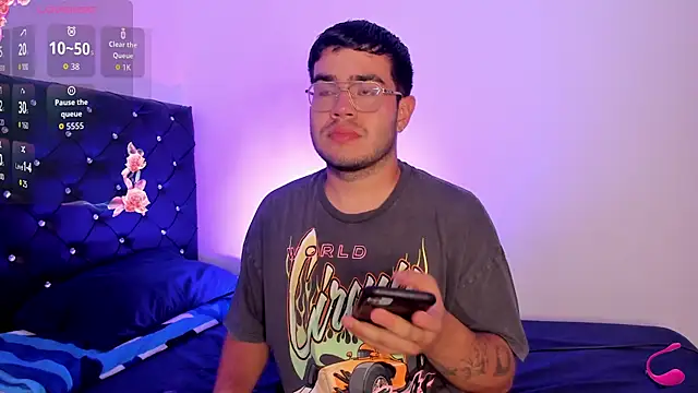 Snapshot of Joseph_connor5 chatting on March 22, 1:53 am Joseph connor5 online show from March 22, 1:53 am