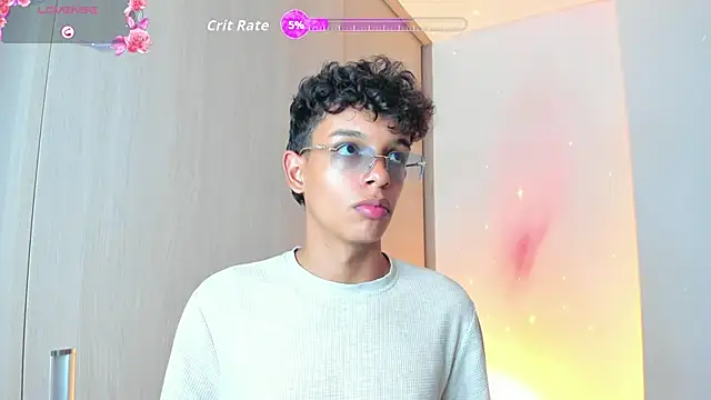 Maxfrost1 online show from May 16, 7:34 pm