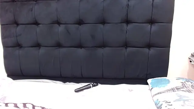 OnionBooty3573 online show from July 14, 12:55 pm