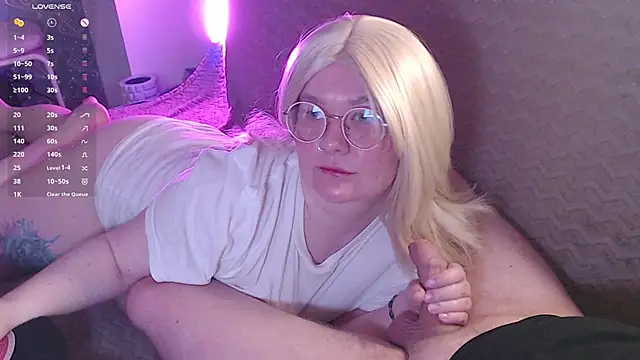 alisonsxxx online show from May 28, 8:33 am