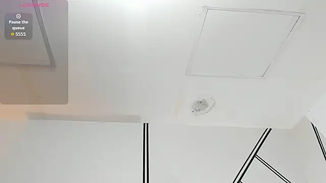 evangeline valencia online show from February 26, 7:35 pm