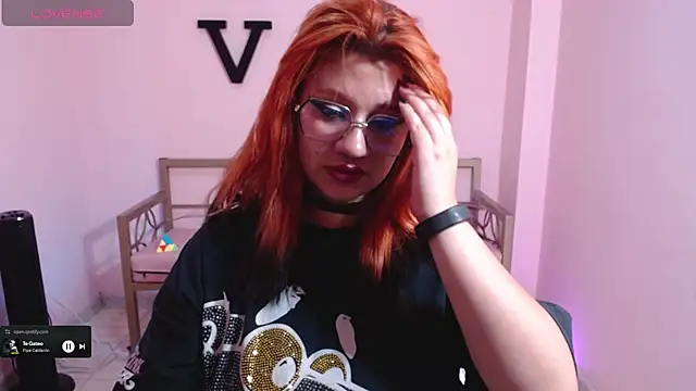 Snapshot of _carlotta_x chatting on May 6, 10:37 pm carlotta x online show from May 6, 10:37 pm