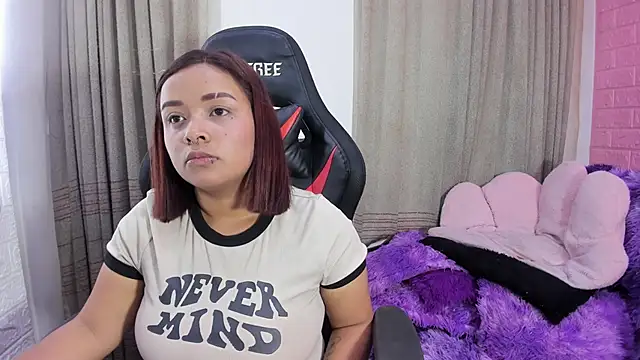 Sienna Lux01 online show from February 25, 5:55 pm