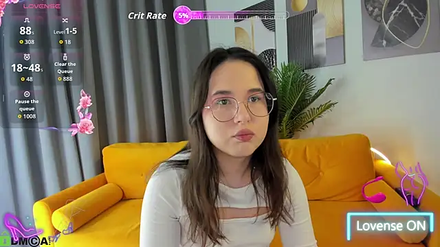 Snapshot of leylamirage chatting on May 9, 12:32 pm leylamirage online show from May 9, 12:32 pm