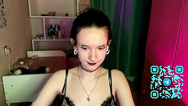 MabelDefina online show from April 26, 11:41 am