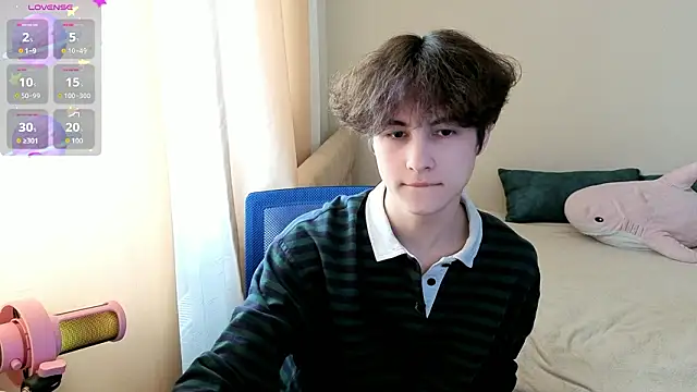  LukaHayes  online show from March 3, 12:00 pm