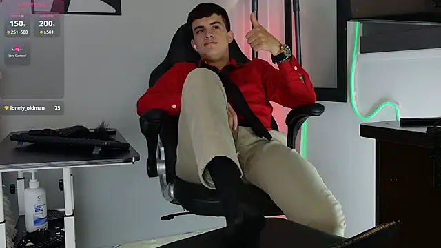 nico pelusa online show from February 24, 9:46 pm