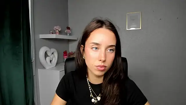 AdeleSolo online show from June 23, 5:27 am