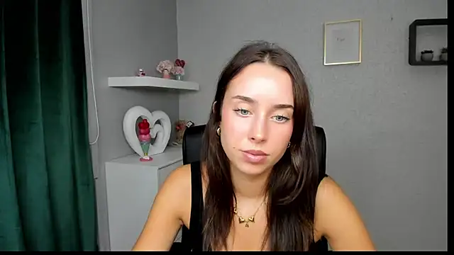 AdeleSolo online show from July 16, 5:35 am