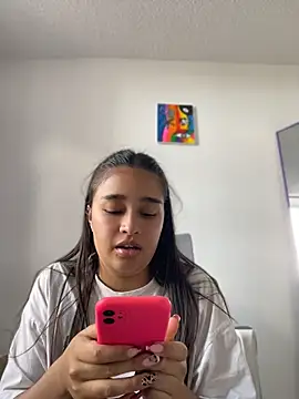 Snapshot of I_Samanthaa chatting on August 2, 9:35 pm I Samanthaa online show from August 2, 9:35 pm