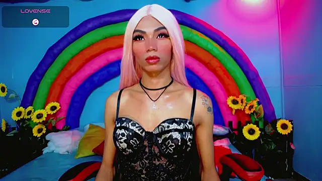 Snapshot of suzume_Mendez chatting on July 9, 11:14 am suzume Mendez online show from July 9, 11:14 am