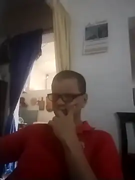 Snapshot of Roque-74 chatting on June 3, 2:33 pm Roque-74 online show from June 3, 2:33 pm