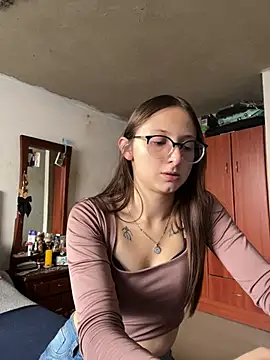 Aria  Rousse03 online show from March 3, 1:50 pm