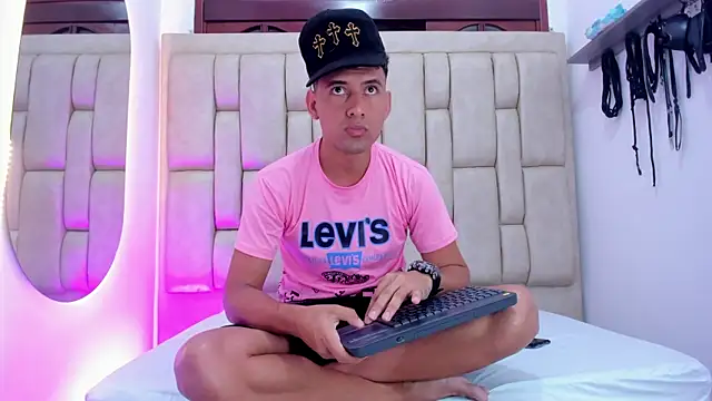 STEVEN OS online show from June 8, 12:38 pm
