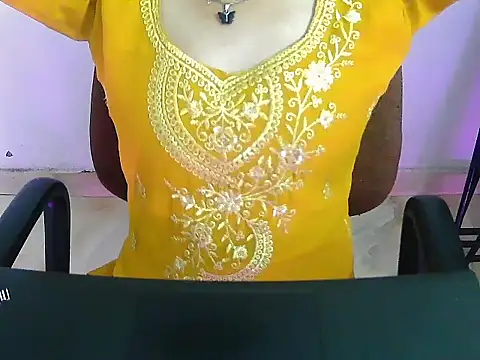 Hotsurbhi online show from March 10, 4:50 am