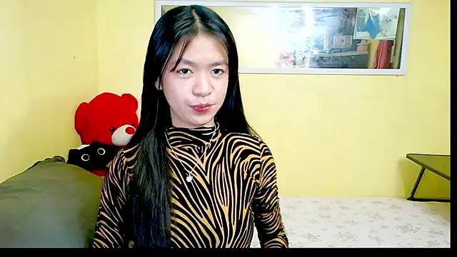 Snapshot of Luna_Moonfang chatting on July 28, 12:29 am Luna Moonfang online show from July 28, 12:29 am