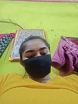 Snapshot of Cute_Mahek99 chatting on June 10, 10:52 pm Cute Mahek99 online show from June 10, 10:52 pm