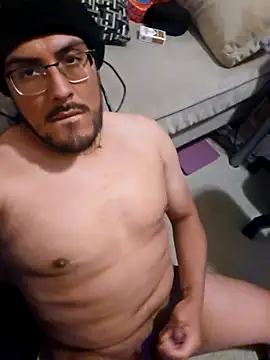 Snapshot of SloppyPapi777 chatting on April 25, 11:13 am SloppyPapi777 online show from April 25, 11:13 am