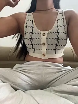 Snapshot of risu_00 chatting on March 1, 2:02 am risu 00 online show from March 1, 2:02 am