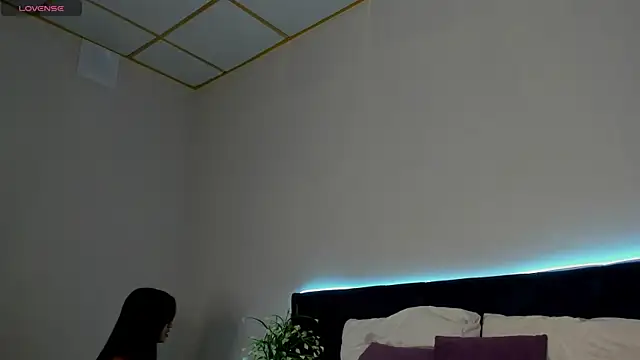 Snapshot of Adele_Lanea chatting on July 9, 1:09 am Adele Lanea online show from July 9, 1:09 am