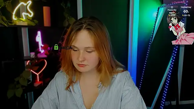 polly-cute online show from May 6, 6:35 pm