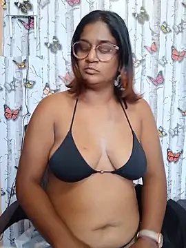 indianstrawberrylips4u online show from May 13, 9:06 am