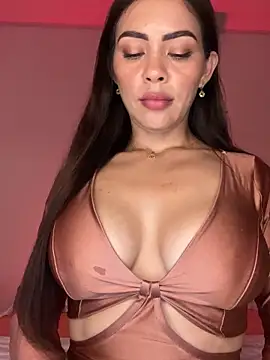 Snapshot of samanta_94 chatting on May 19, 9:10 pm samanta 94 online show from May 19, 9:10 pm