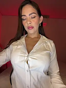 Snapshot of samanta_94 chatting on May 22, 9:09 pm samanta 94 online show from May 22, 9:09 pm
