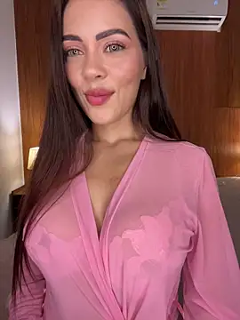 Snapshot of samanta_94 chatting on June 5, 9:09 pm samanta 94 online show from June 5, 9:09 pm