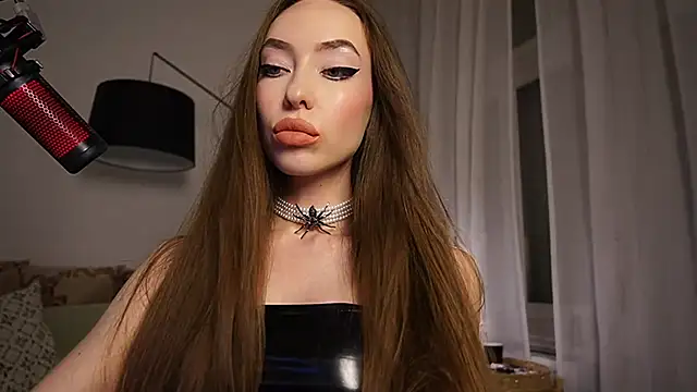 Snapshot of supreme_dominatrix chatting on September 13, 8:30 pm supreme dominatrix online show from September 13, 8:30 pm