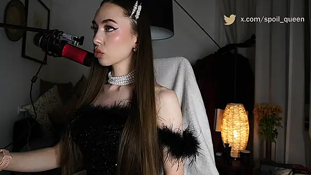 Snapshot of supreme_dominatrix chatting on May 13, 8:49 pm supreme dominatrix online show from May 13, 8:49 pm