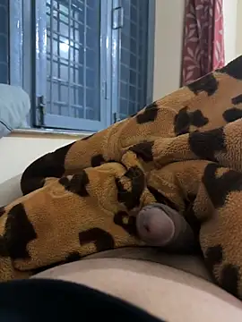 youngboywithcurvymilf online show from March 5, 2:57 pm