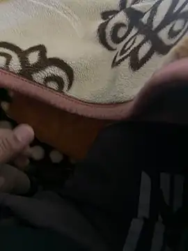 youngboywithcurvymilf online show from March 14, 1:49 pm