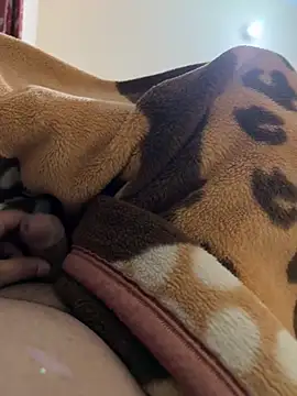 youngboywithcurvymilf online show from March 17, 3:59 pm