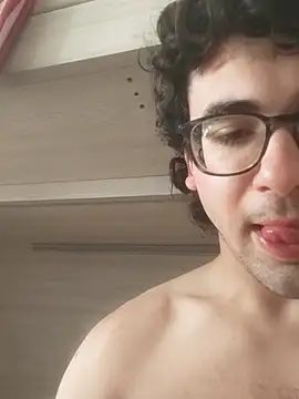 Danielss060 online show from March 15, 10:32 am