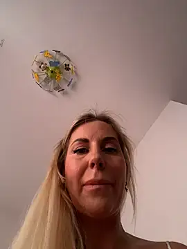 LisaMurr online show from July 16, 10:21 am