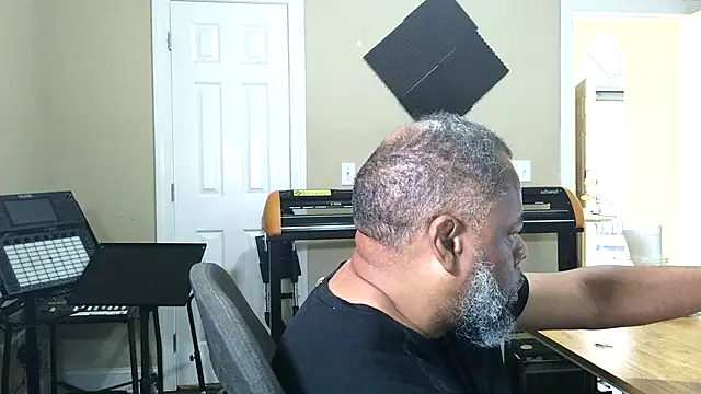 Cleozevo1961 online show from June 15, 11:56 am