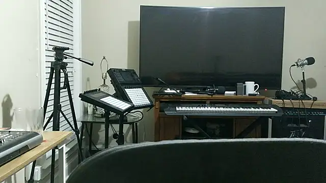 Cleozevo1961 online show from July 14, 3:44 am