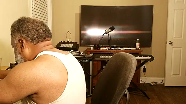 Cleozevo1961 online show from July 22, 1:41 am