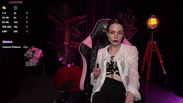 Wild Alice me online show from March 8, 4:00 pm