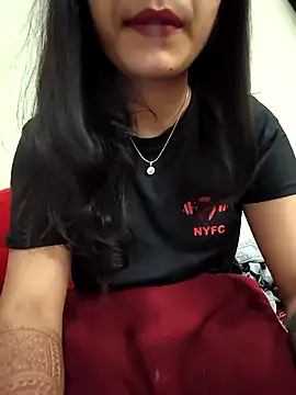 Cute-Sanvii online show from May 2, 5:12 am
